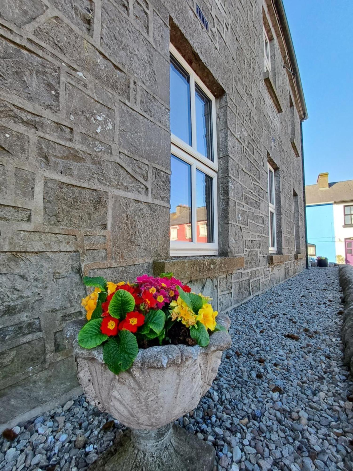 Clonbur House - Studio Village Apartment Galway Luaran gambar